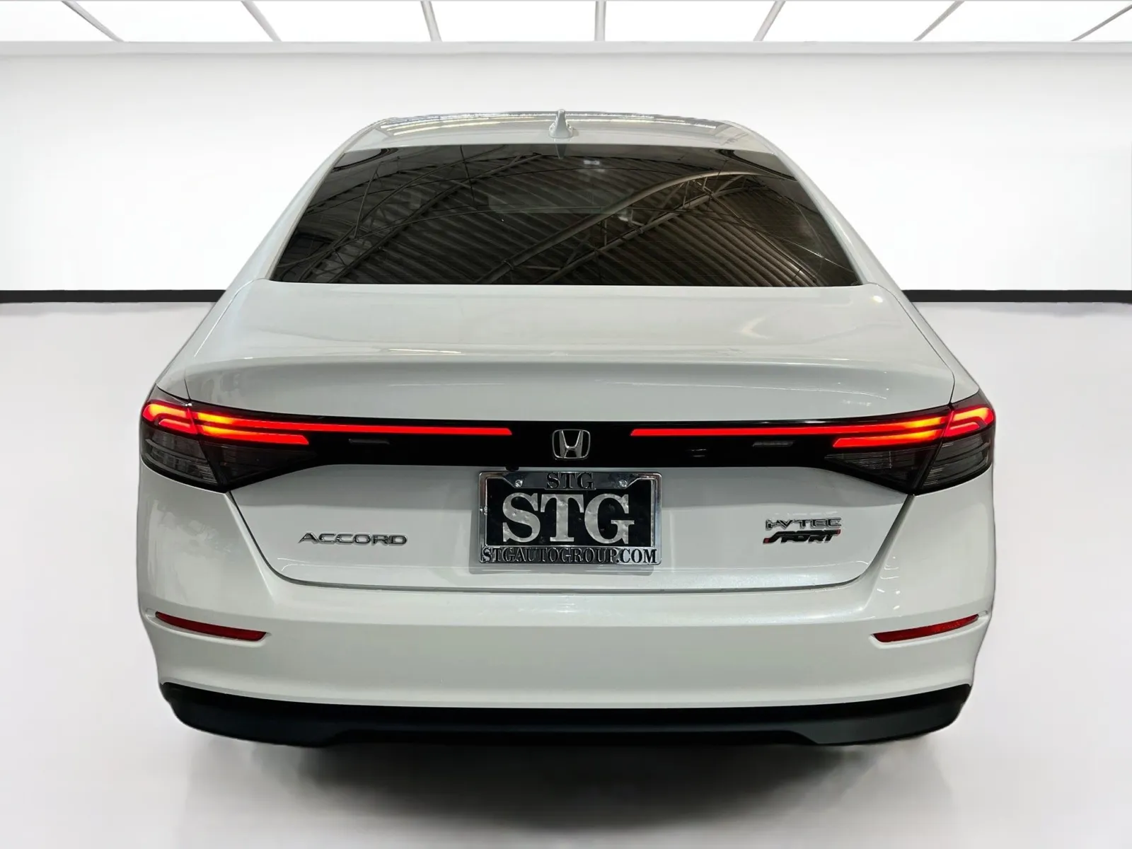 Honda Accord photo 5
