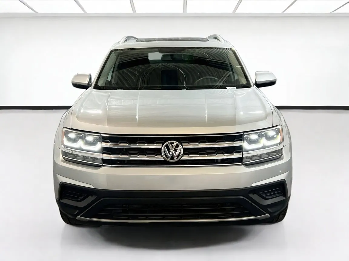 Volkswagen Atlas photo 2