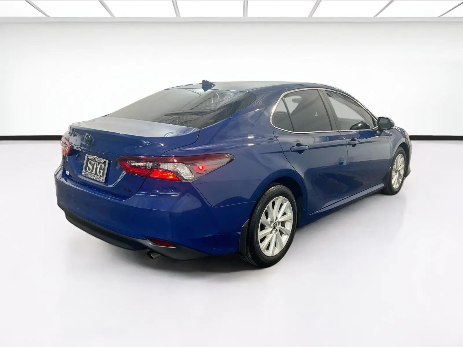 Toyota Camry photo 4