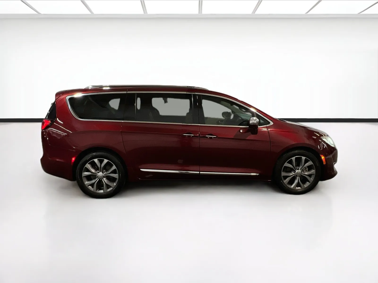2020 Chrysler Pacifica Limited - Photo 25