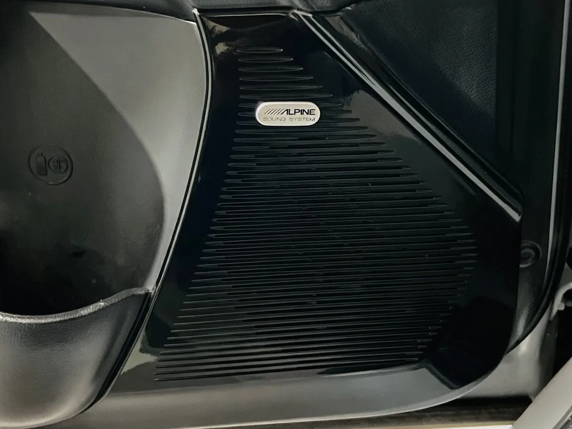 Dodge Challenger photo 15