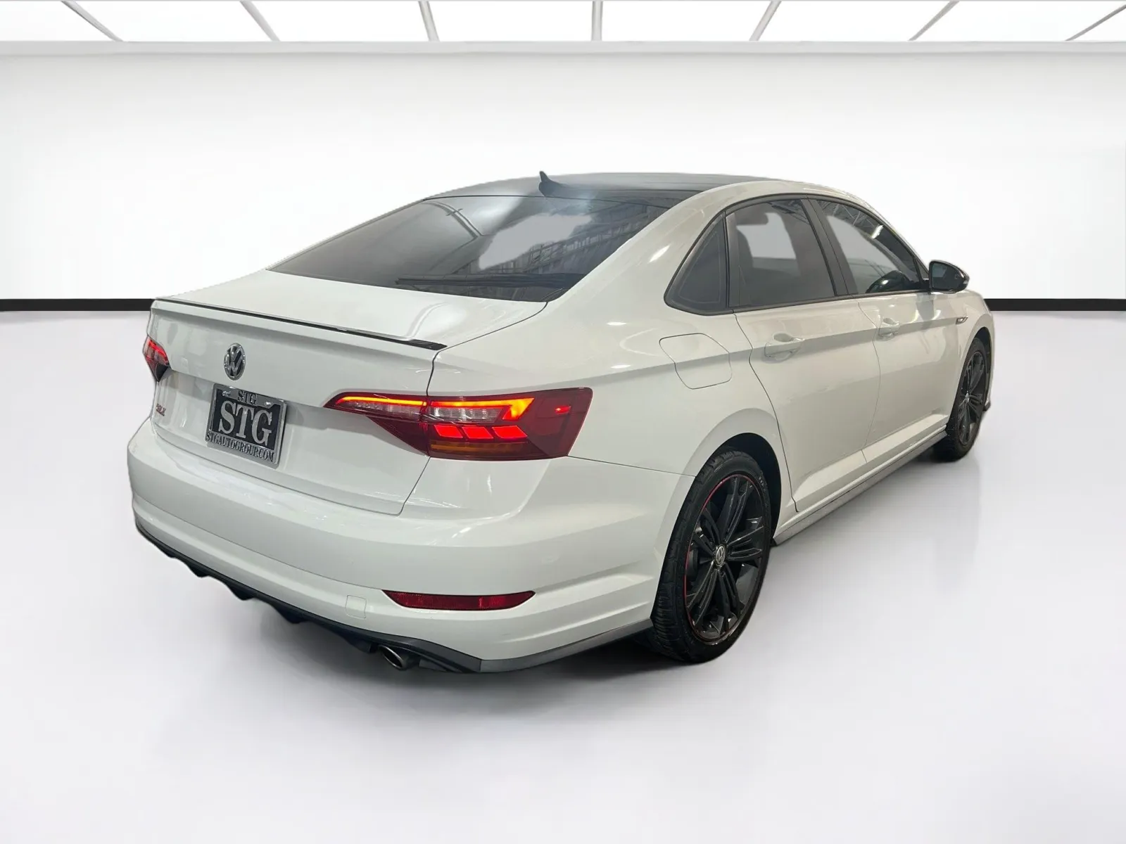 Volkswagen Jetta GLI photo 4