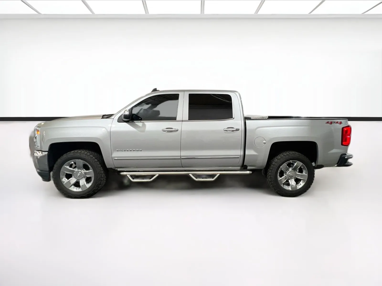 Chevrolet Silverado photo 22
