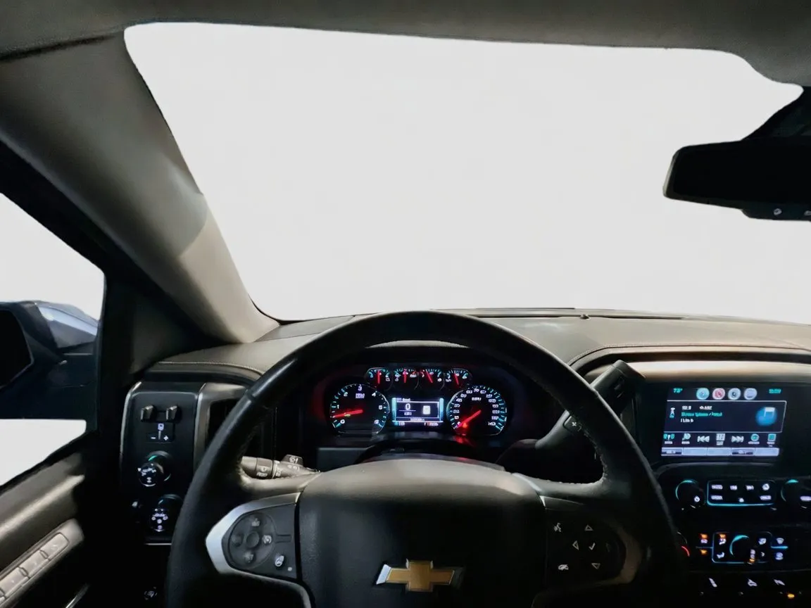 Chevrolet Silverado photo 7