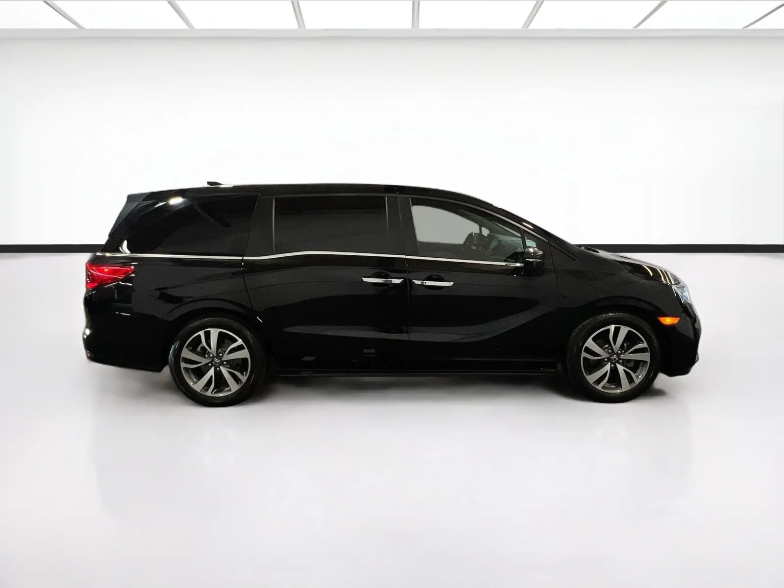 2022 Honda Odyssey Touring - Photo 26