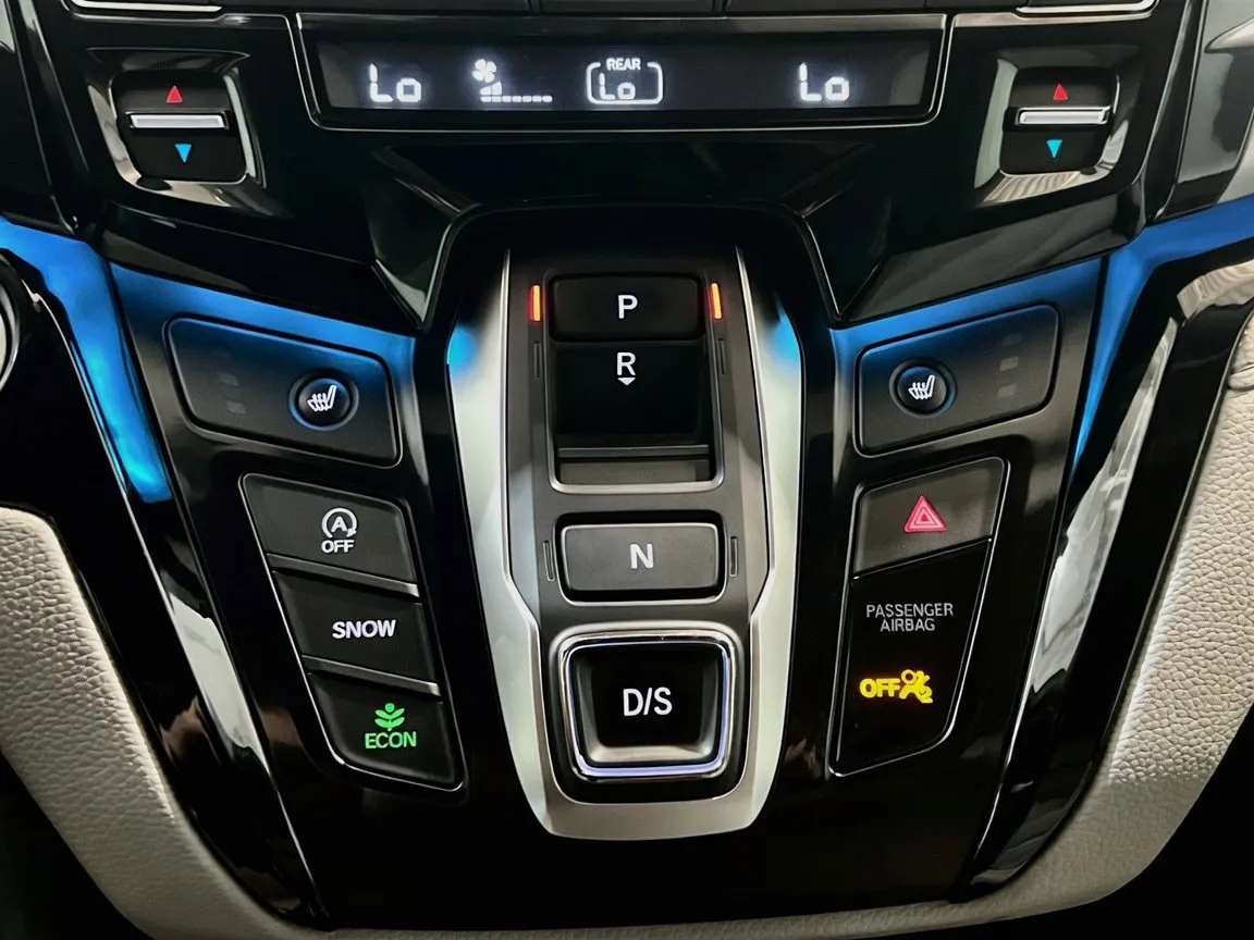 2022 Honda Odyssey Touring - Photo 13