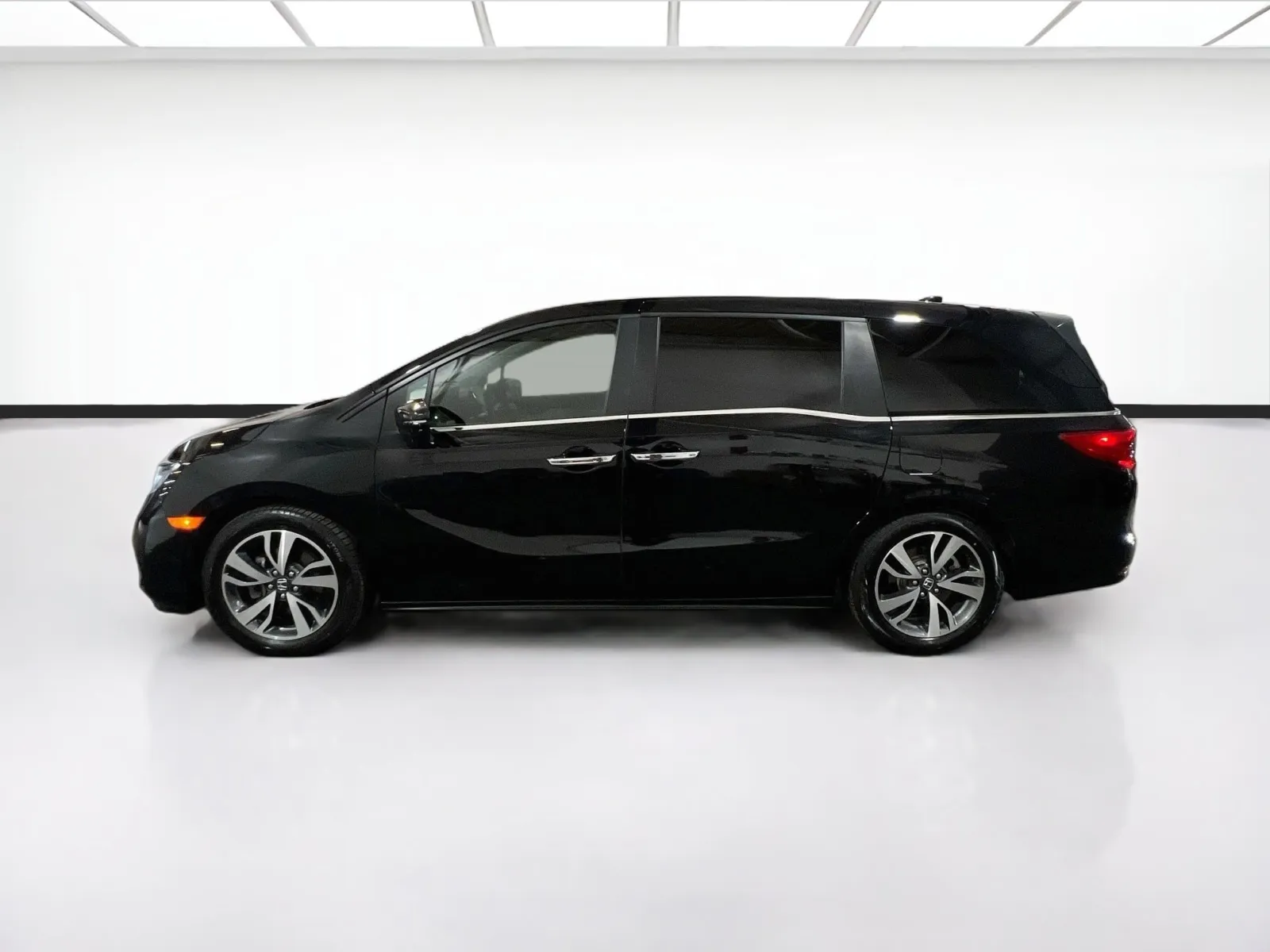 2022 Honda Odyssey Touring - Photo 25