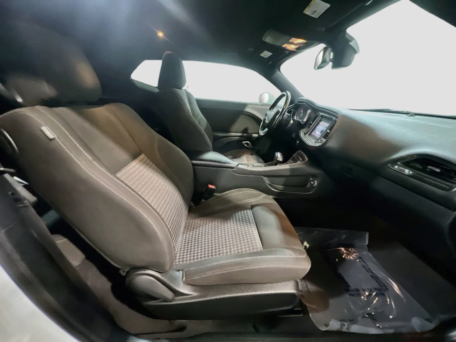2020 Dodge Challenger SXT - Photo 18