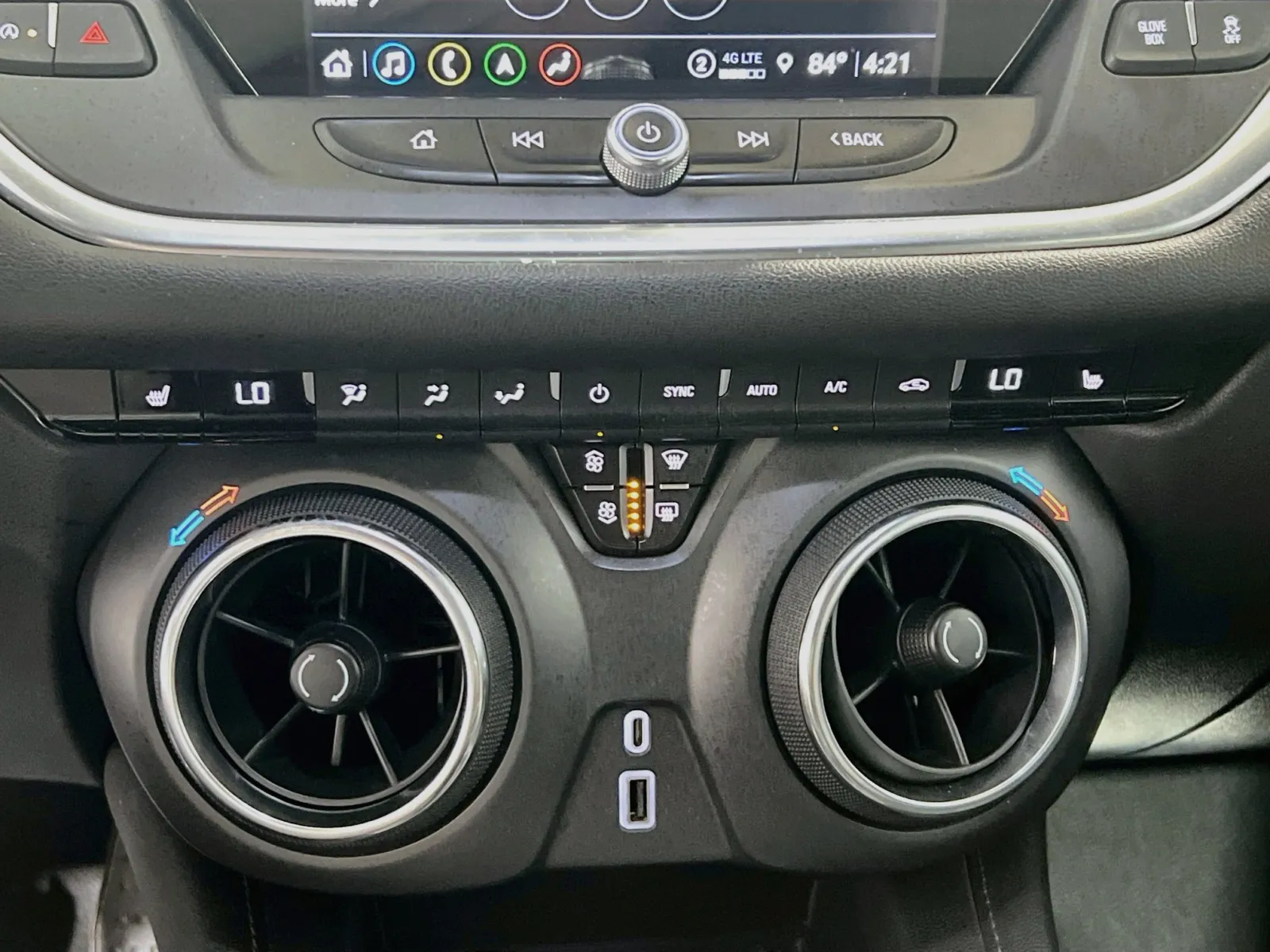 Chevrolet Blazer photo 11