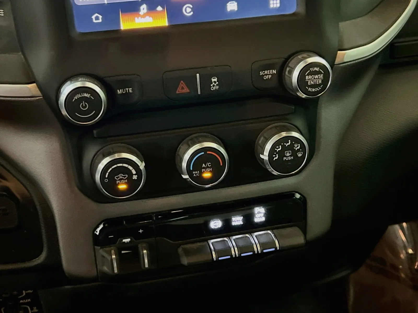 2022 RAM Ram 2500 Pickup Big Horn - Photo 11