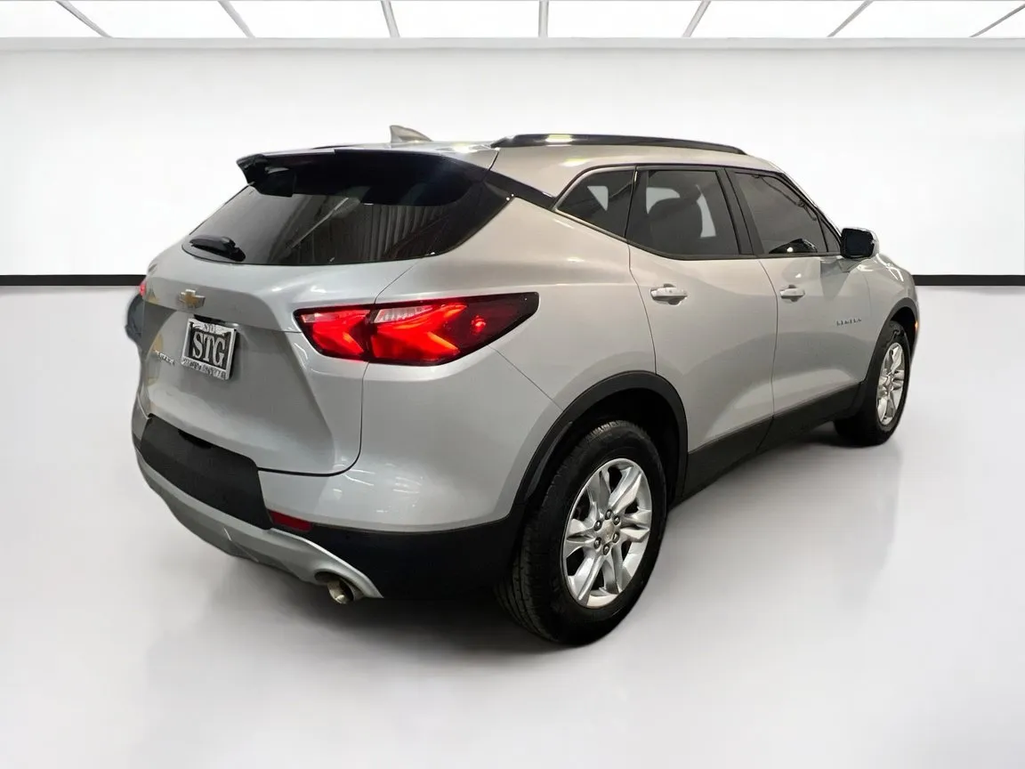 Chevrolet Blazer photo 4