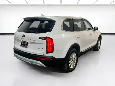 More photos of 2021 Kia Telluride LX at STG Chandler, AZ