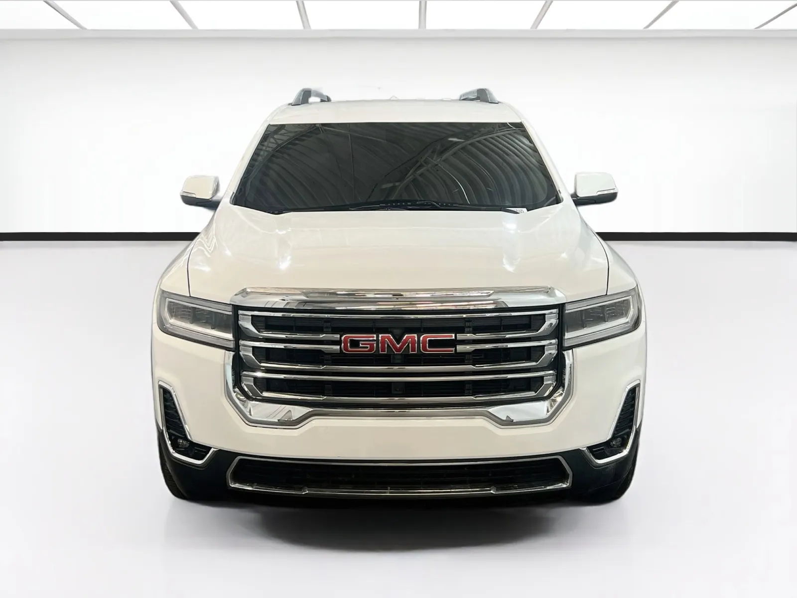 GMC Acadia photo 2