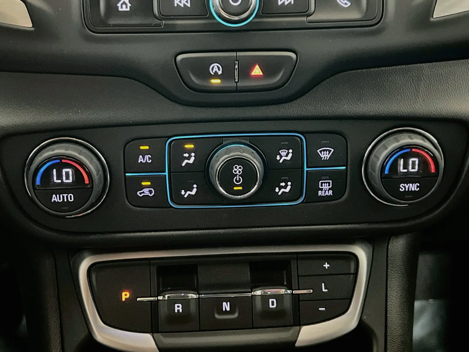 GMC Terrain photo 11
