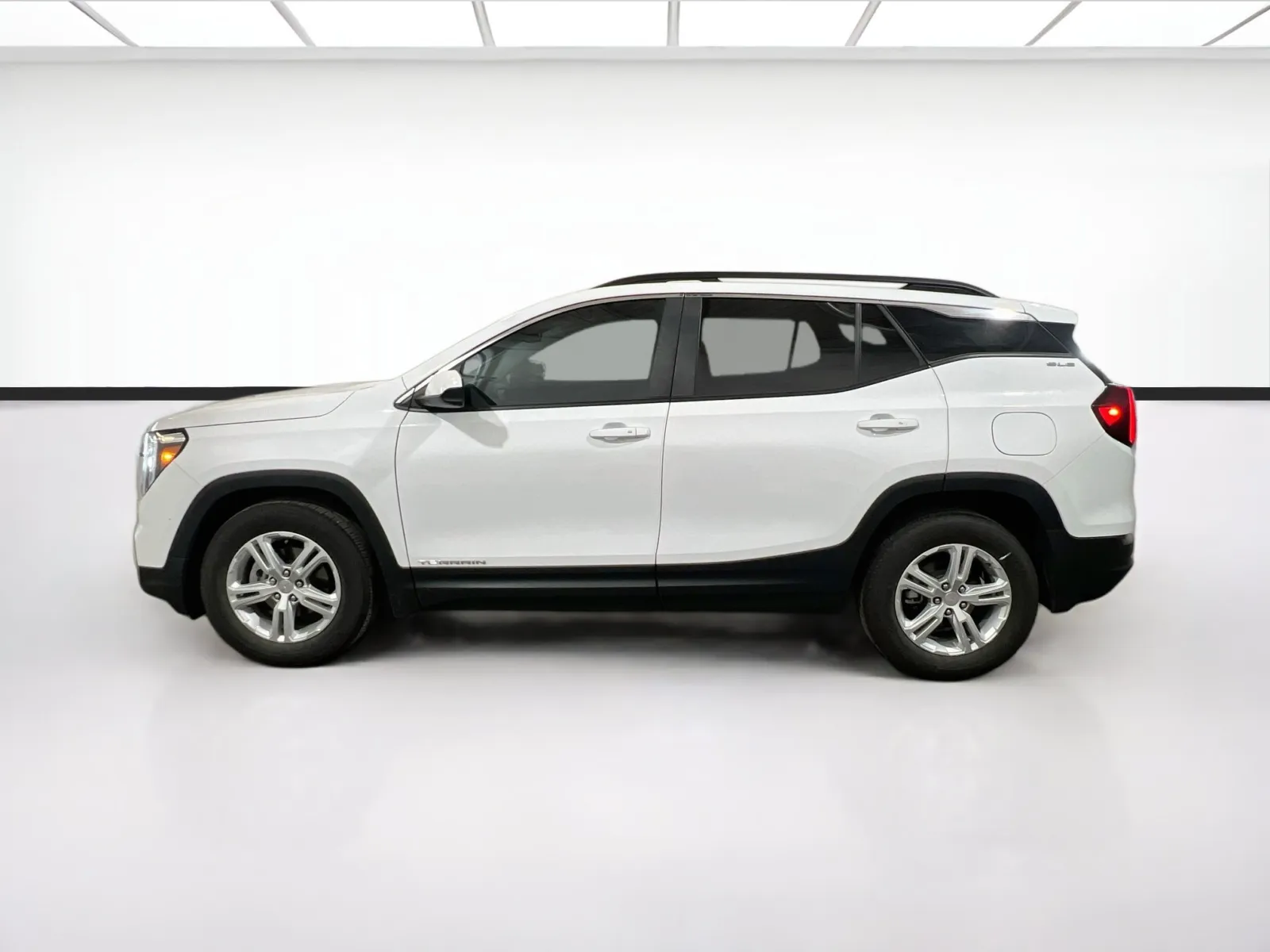 GMC Terrain photo 22