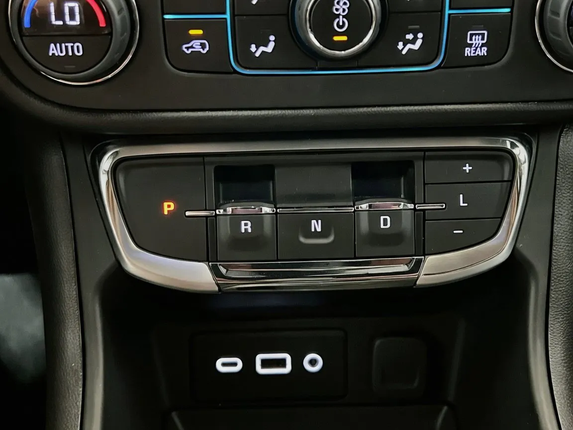 GMC Terrain photo 12