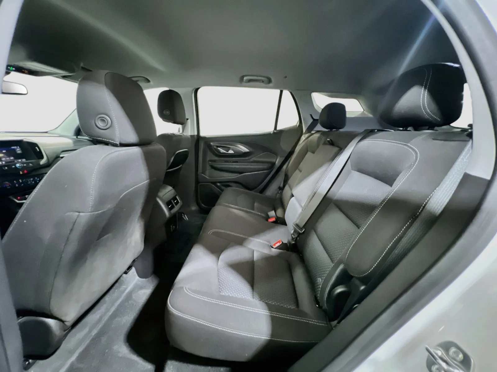GMC Terrain photo 16
