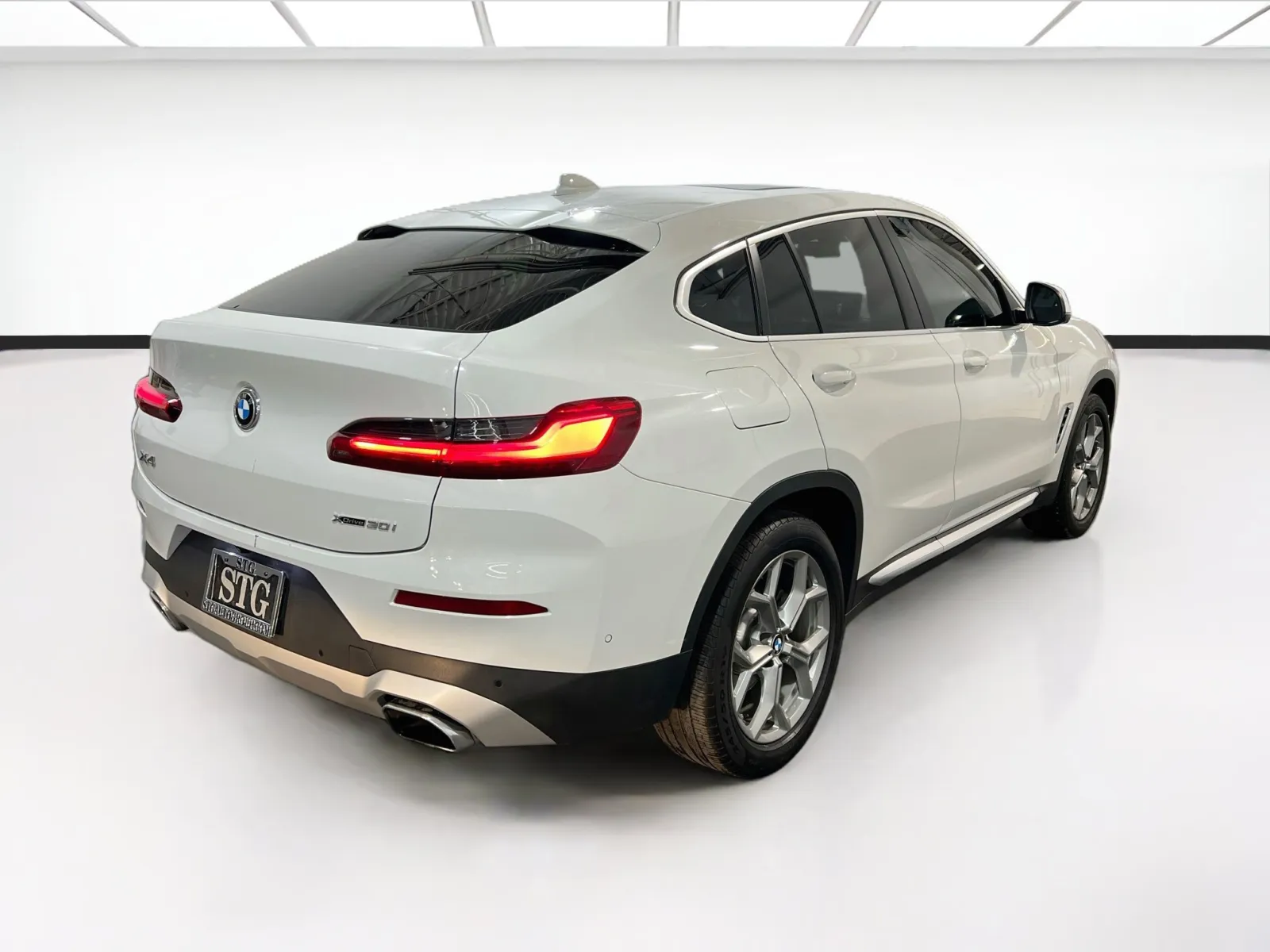 BMW X4 photo 4