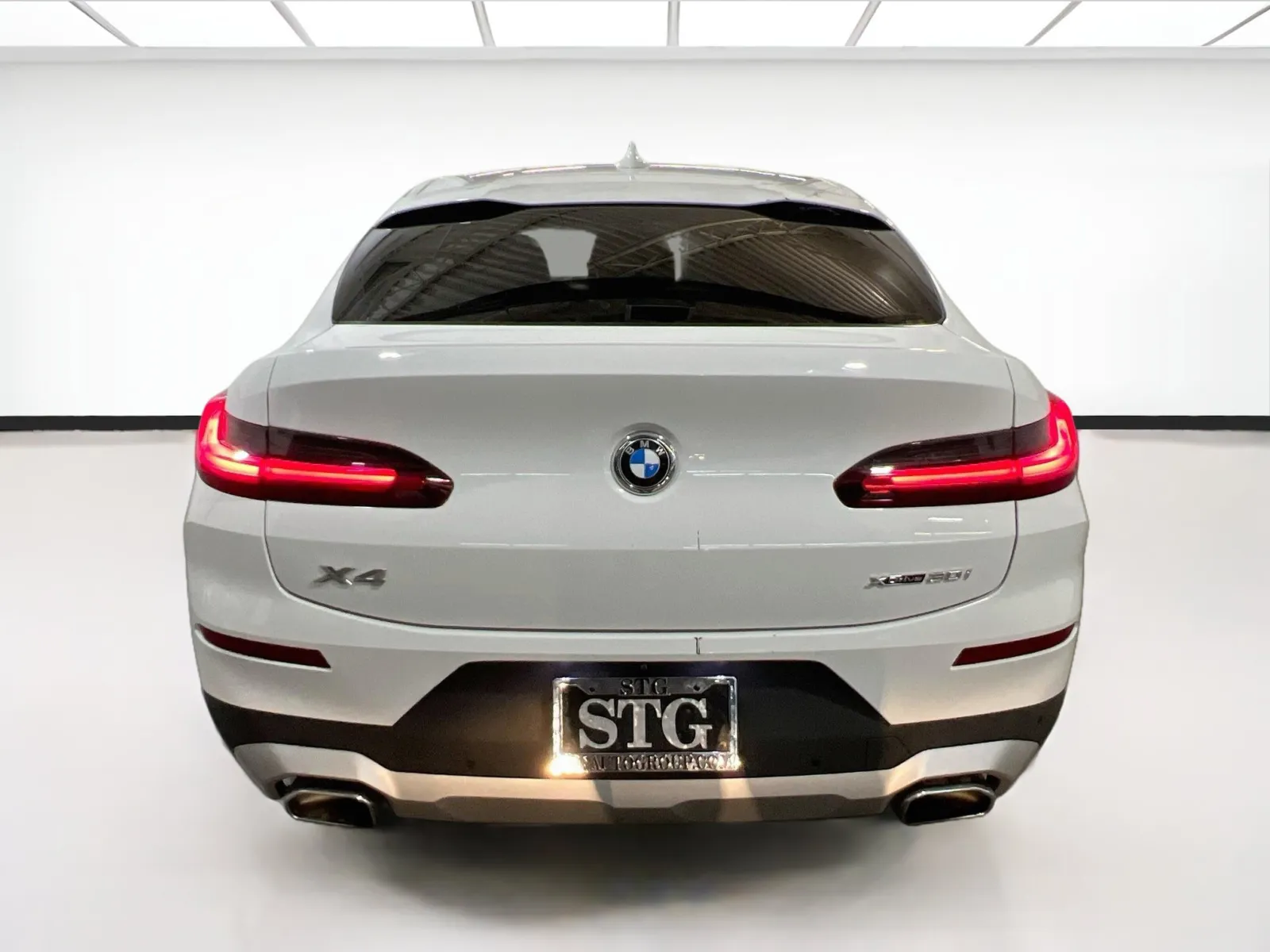 BMW X4 photo 5