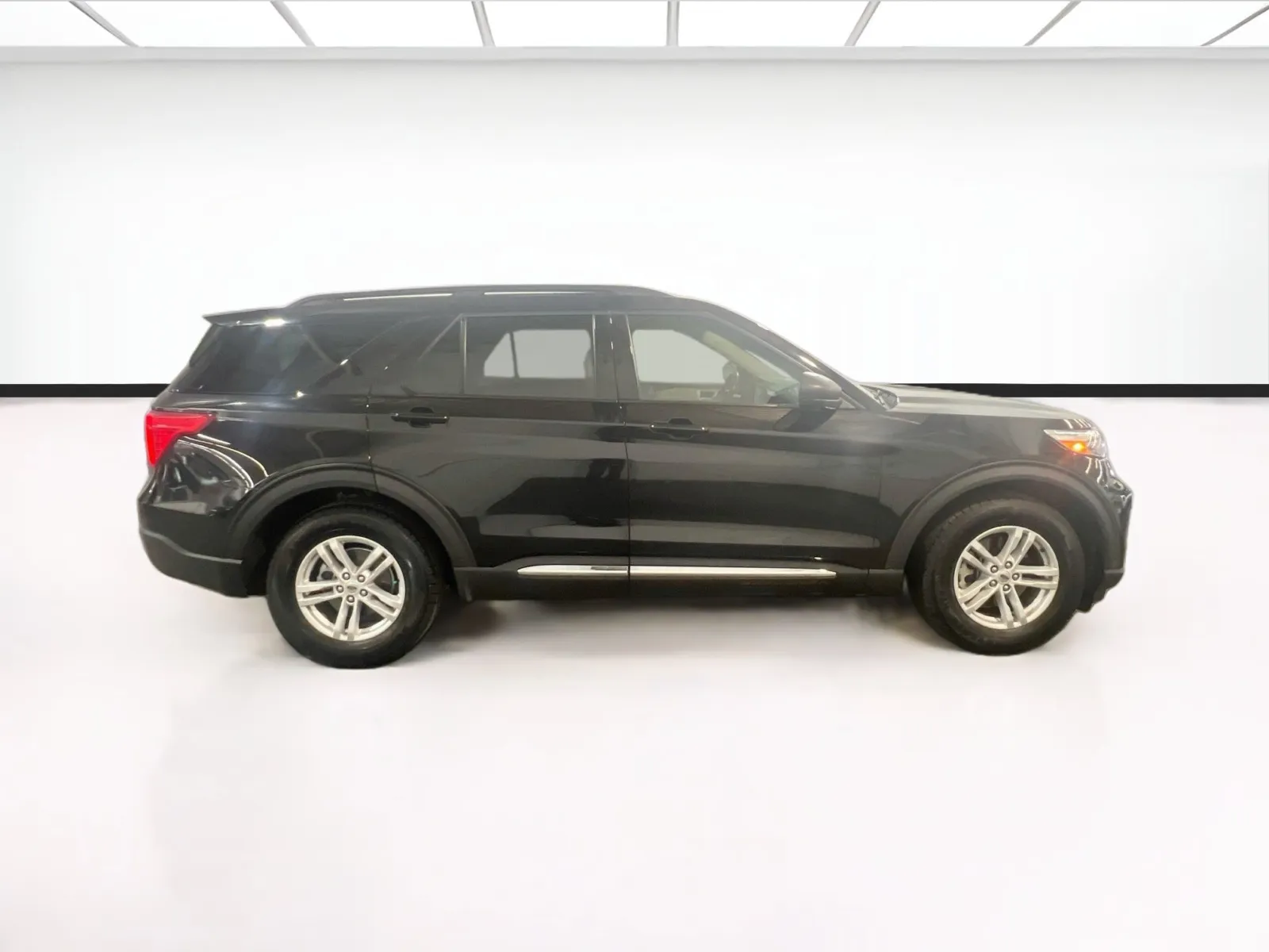 Ford Explorer photo 23