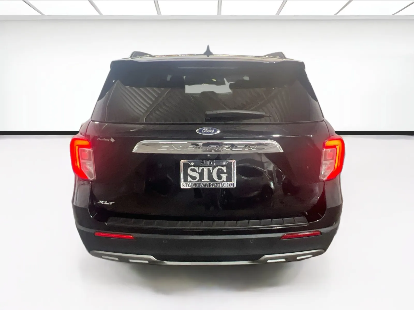 Ford Explorer photo 5