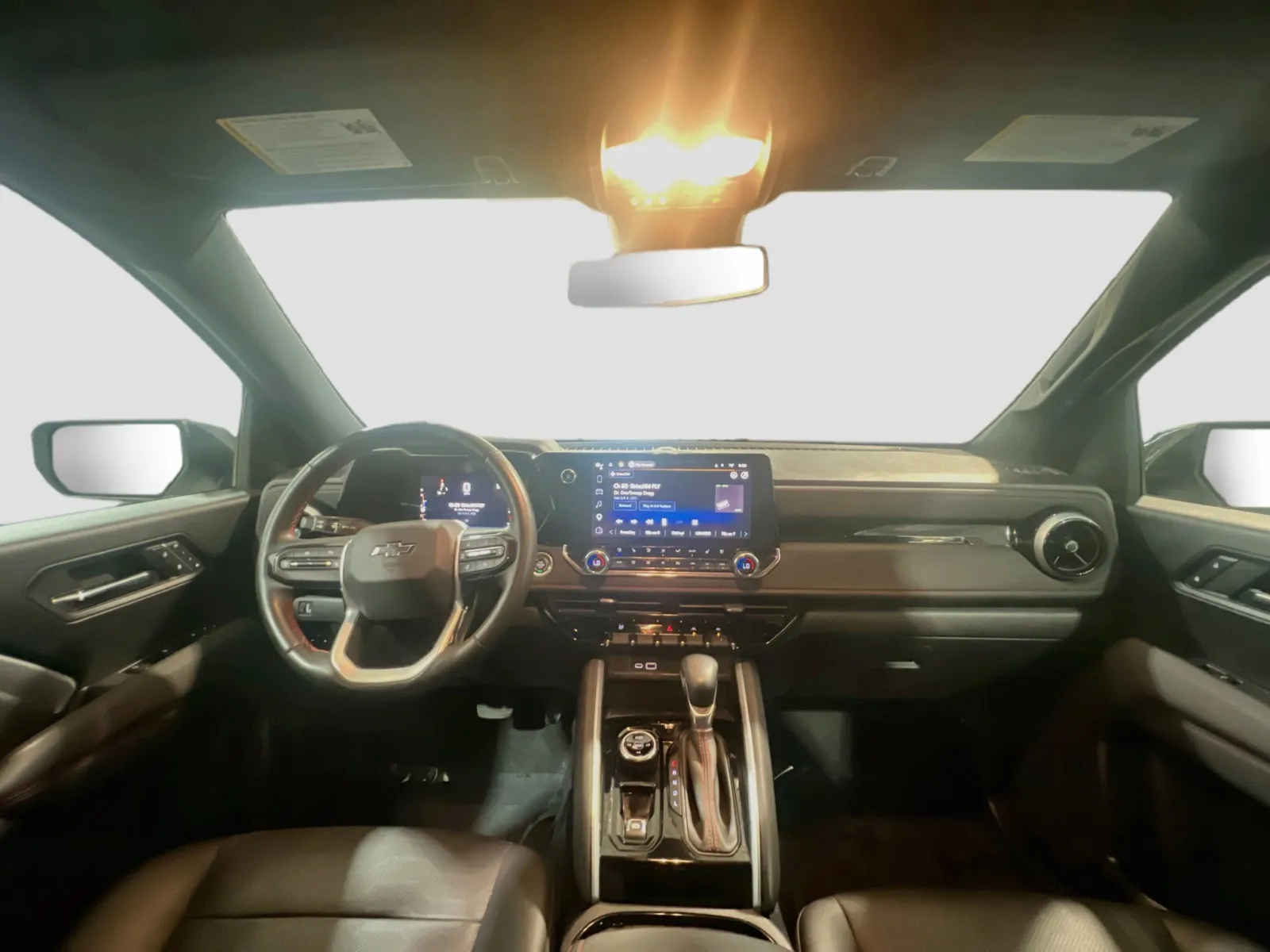 2023 Chevrolet Colorado Z71 - Photo 17