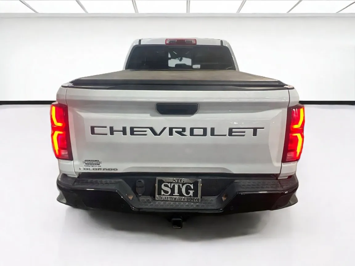 2023 Chevrolet Colorado Z71 - Photo 5