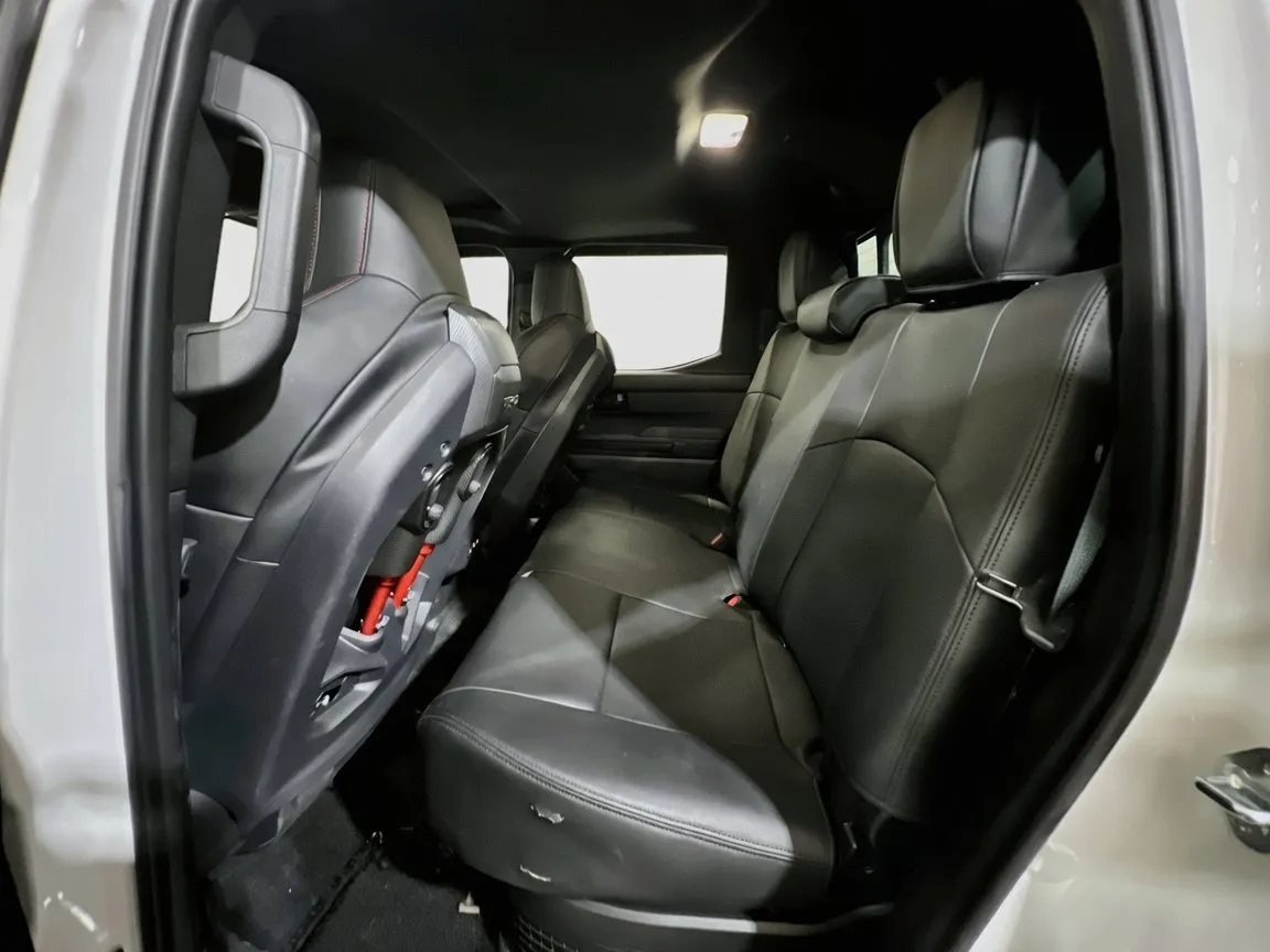 2025 Toyota Tacoma TRD Pro - Photo 18