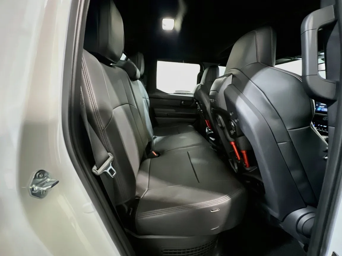 2025 Toyota Tacoma TRD Pro - Photo 19