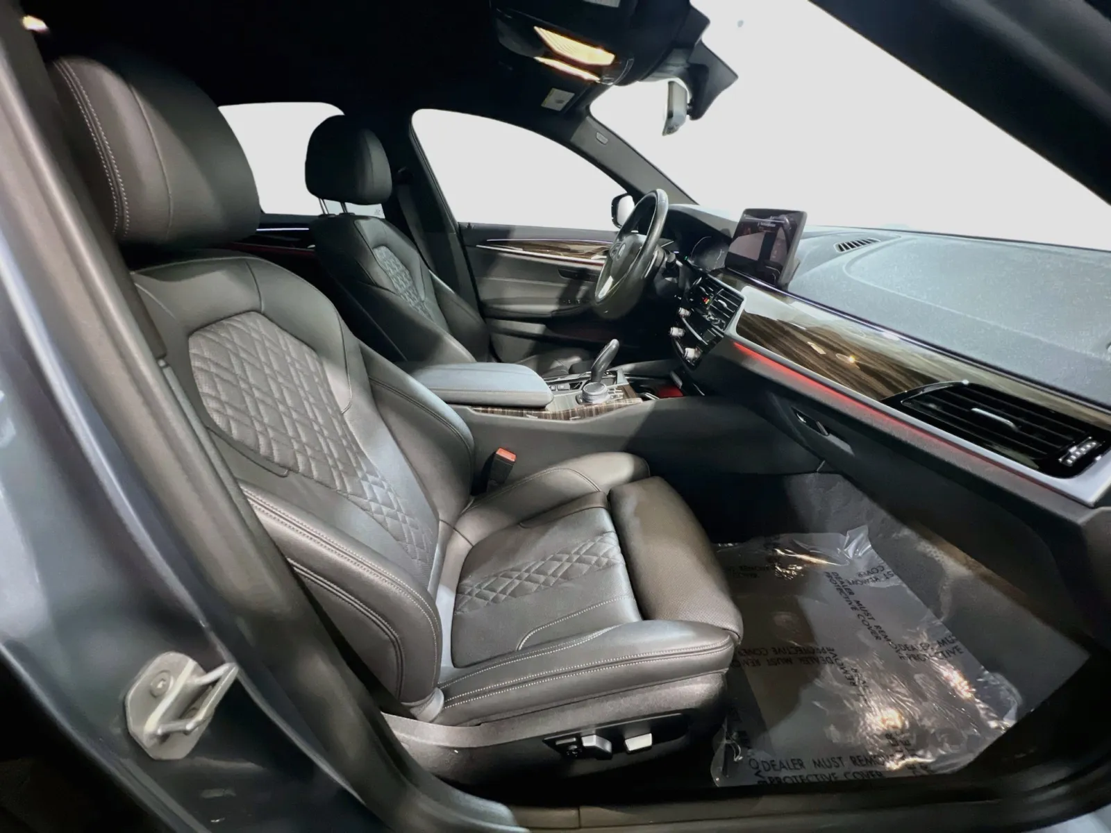BMW 5 Series photo 22