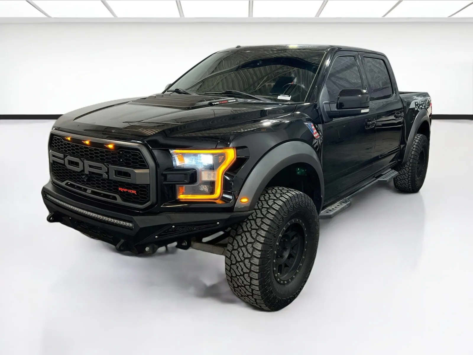 Black 2018 Ford F-150 Raptor for sale in Chandler, AZ