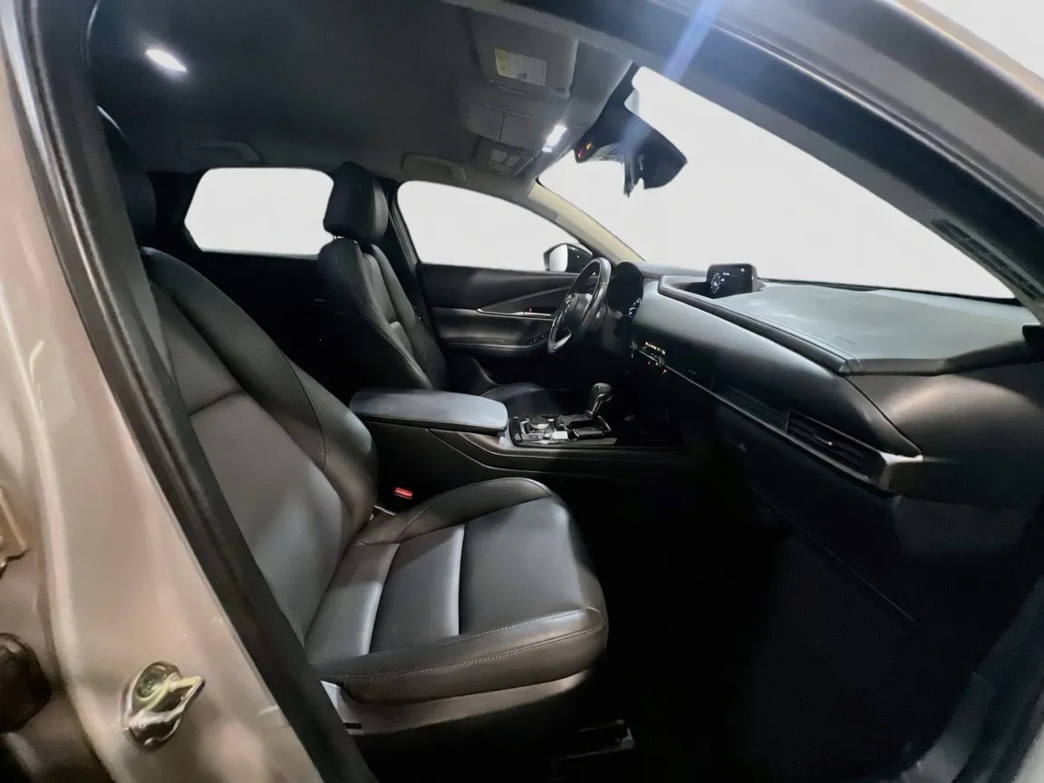Mazda CX-30 photo 20