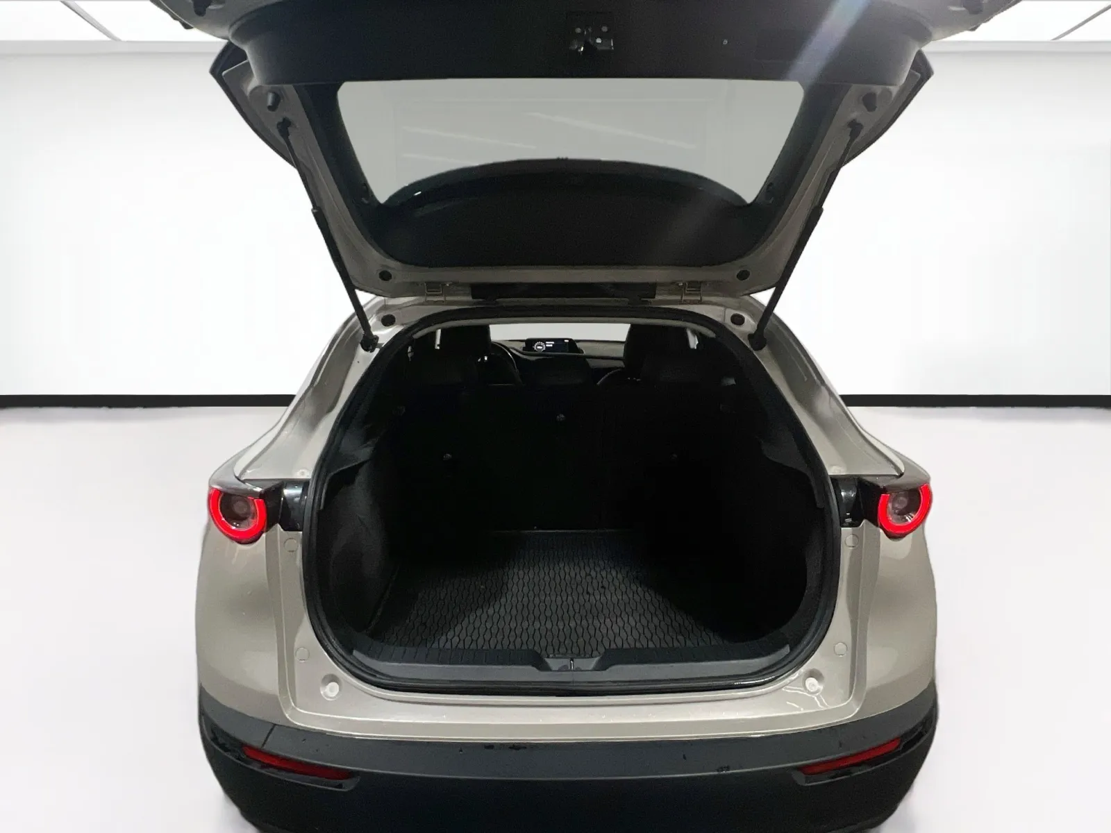 Mazda CX-30 photo 18