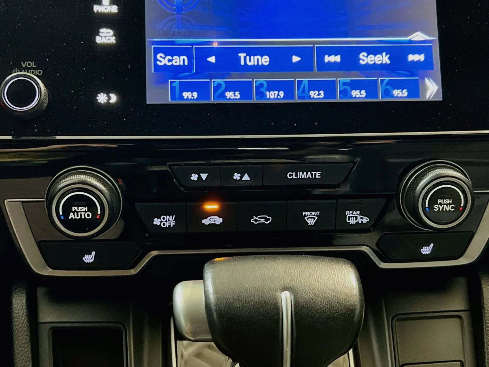 Honda CR-V photo 11