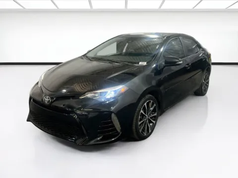 Black 2018 Toyota Corolla SE for sale in Chandler, AZ
