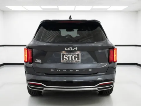 More photos of 2022 Kia Sorento SX at STG Chandler, AZ