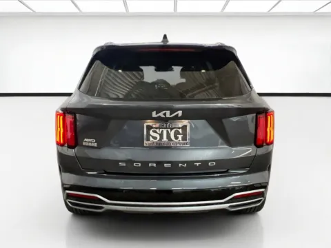 More photos of 2022 Kia Sorento SX at STG Chandler, AZ