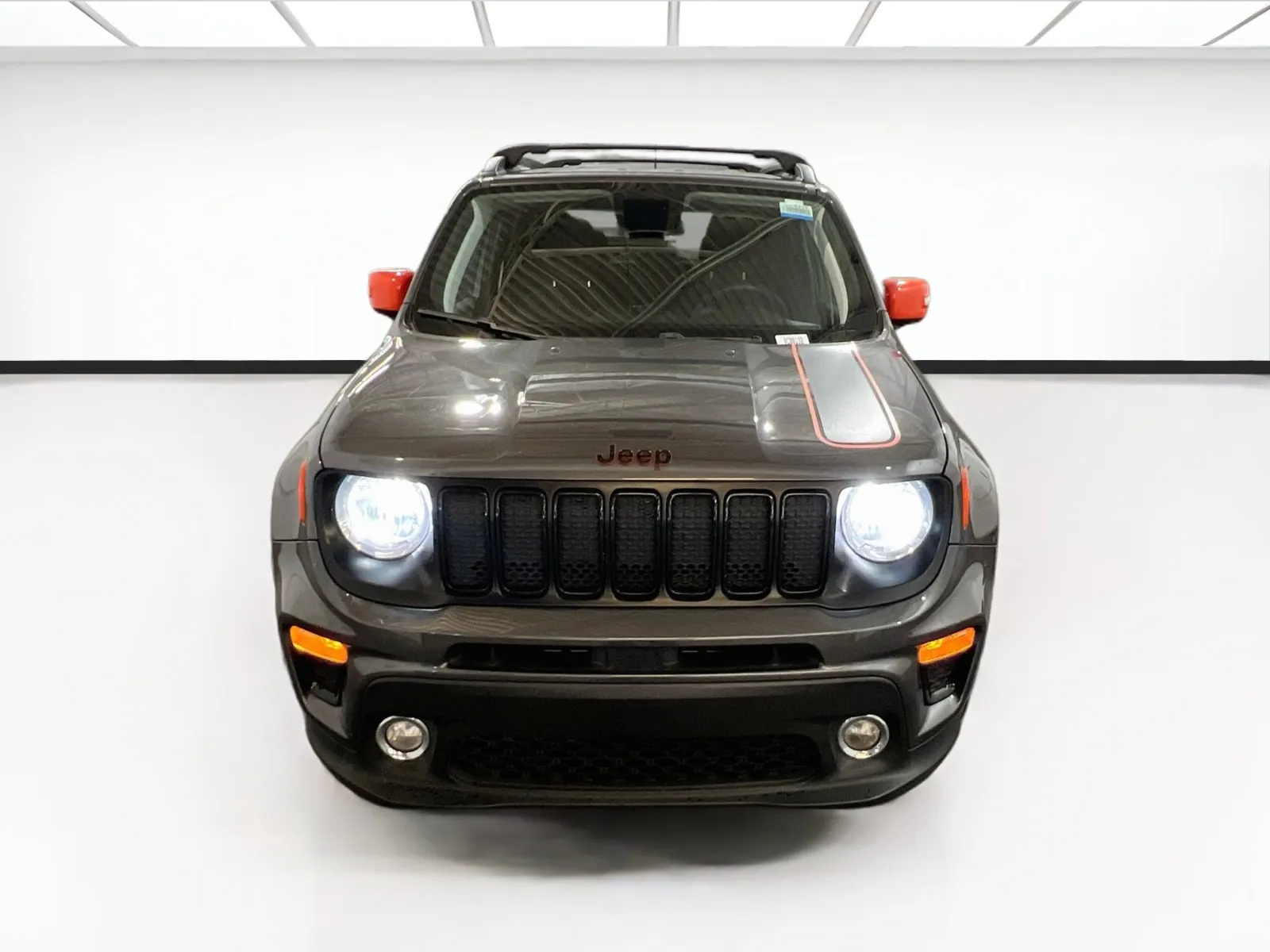 Jeep Renegade photo 2