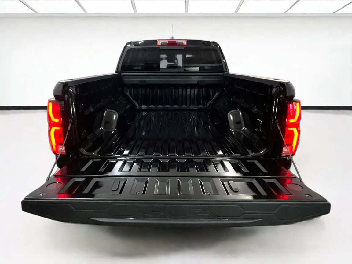 Chevrolet Colorado photo 19