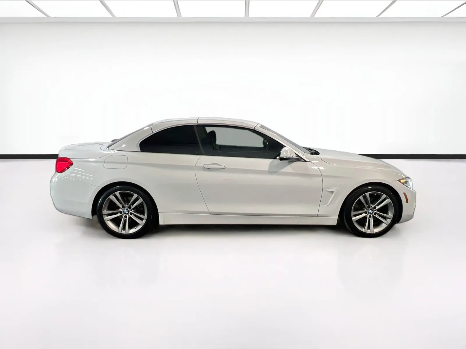 BMW 4 Series photo 23