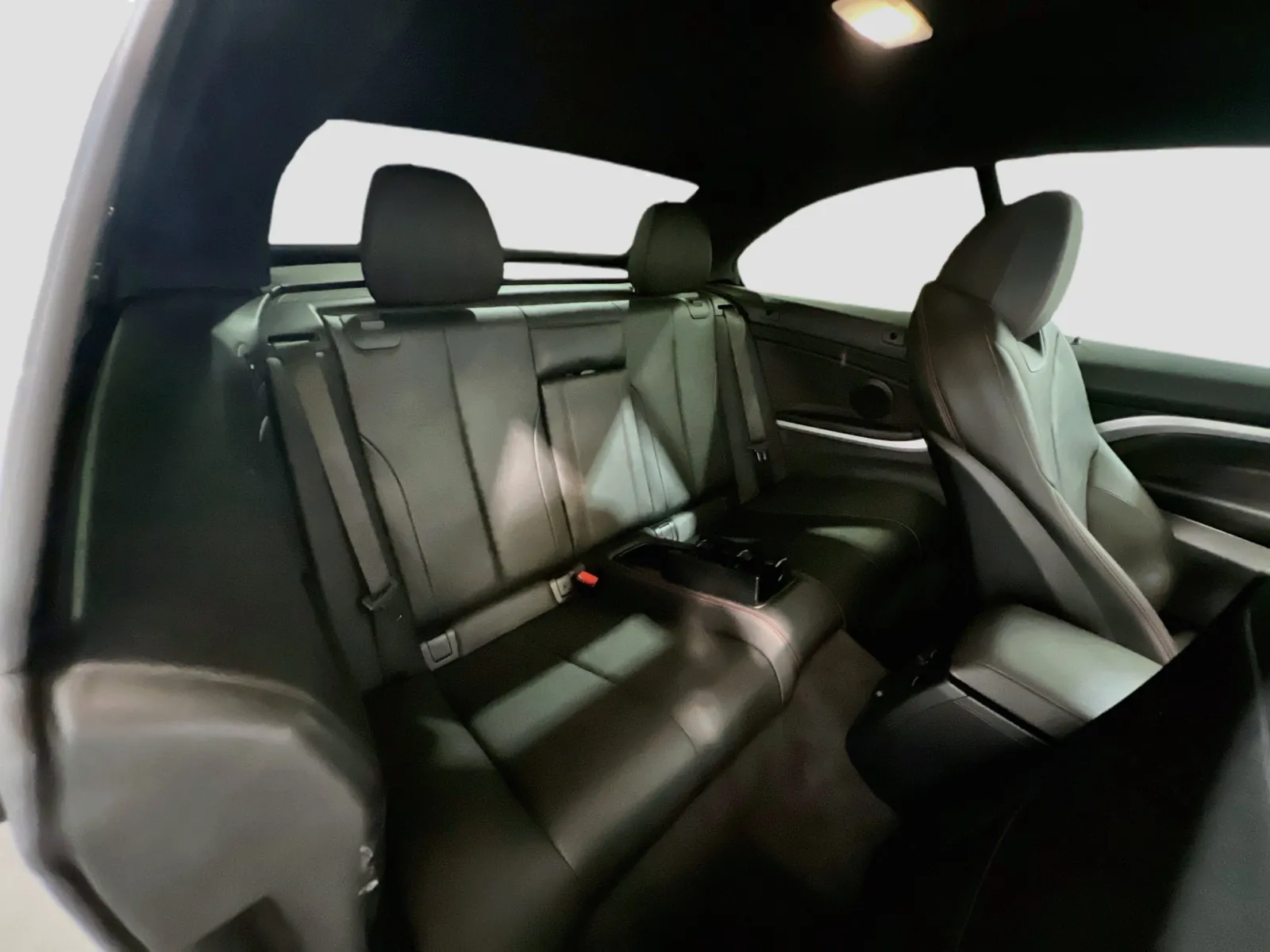 BMW 4 Series photo 19