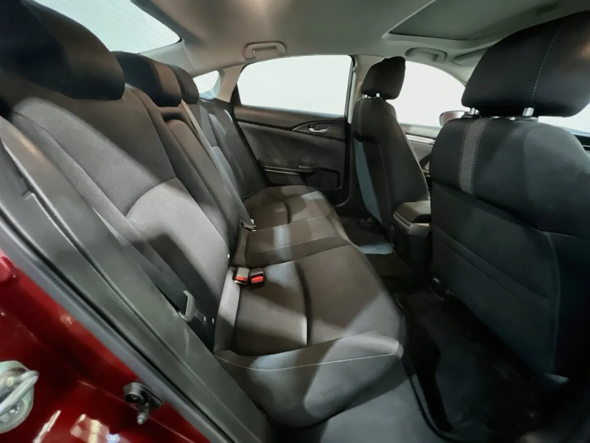 Honda Civic photo 19