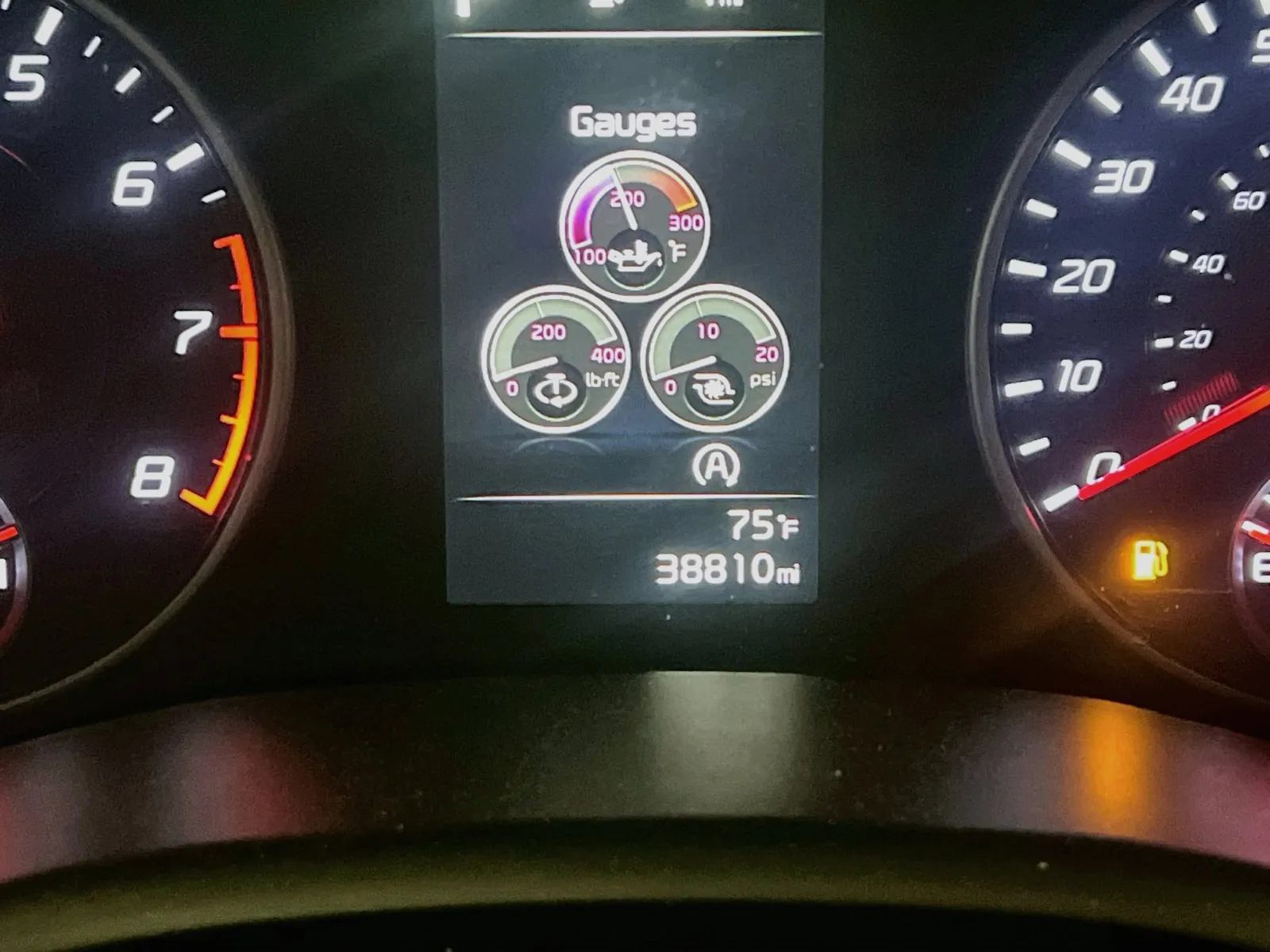 Kia Stinger photo 8