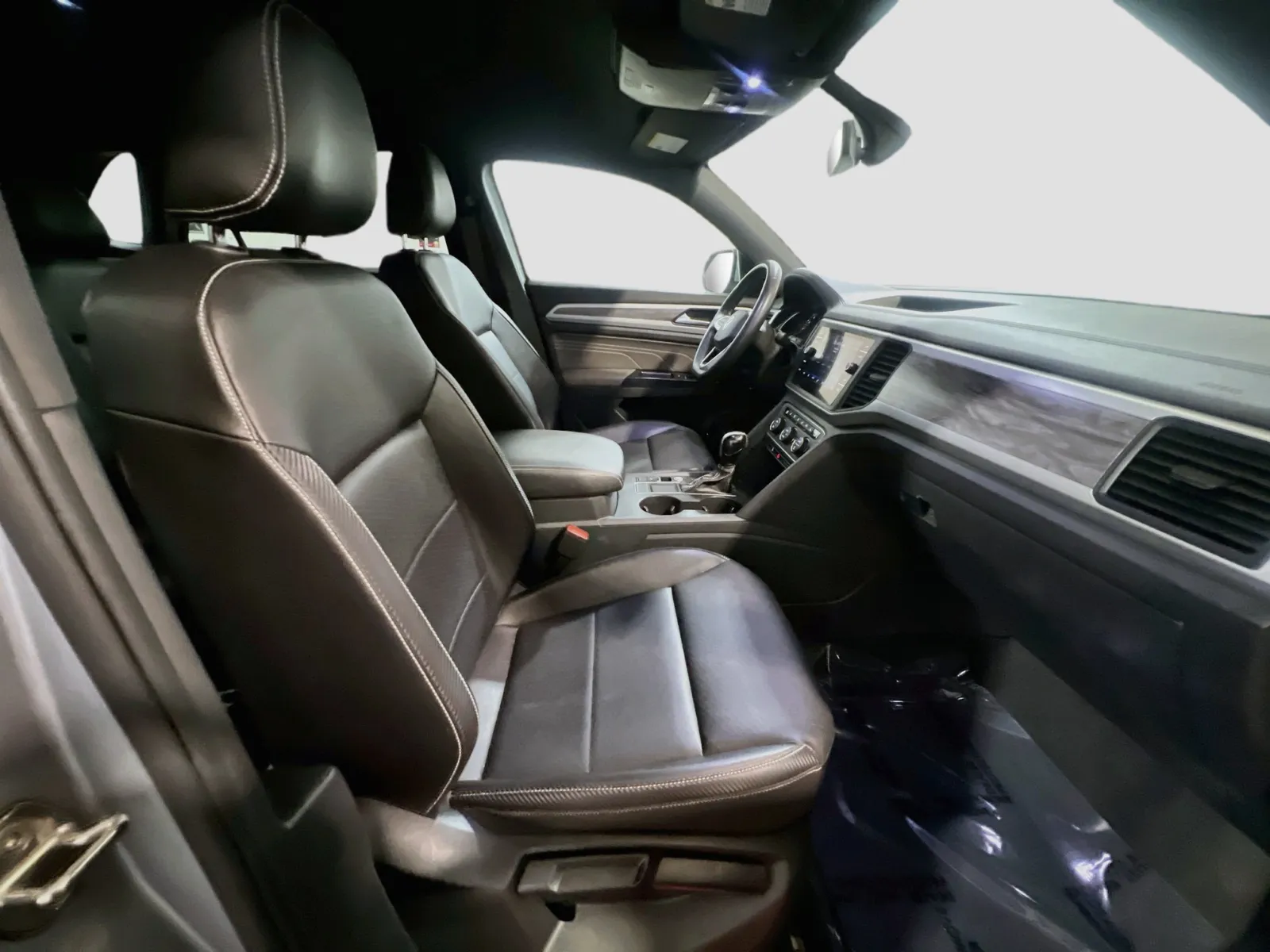 Volkswagen Atlas Cross Sport photo 20