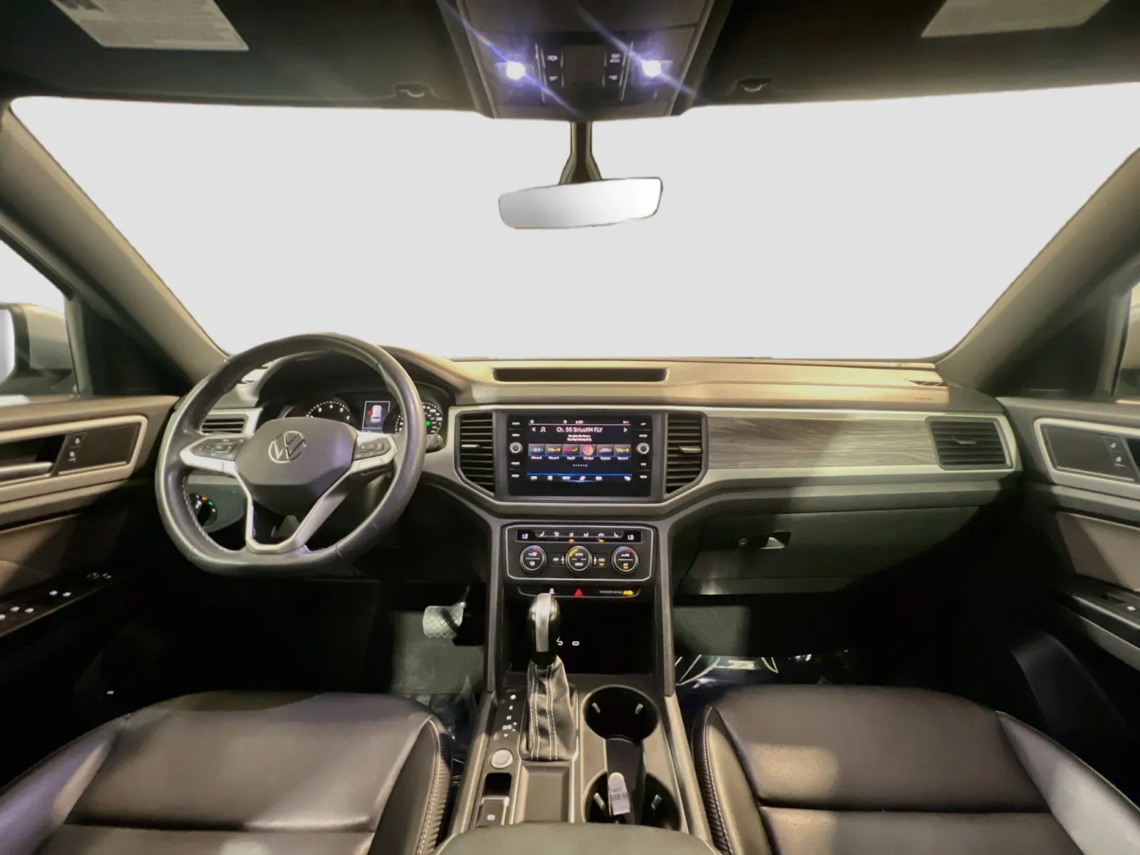 Volkswagen Atlas Cross Sport photo 15