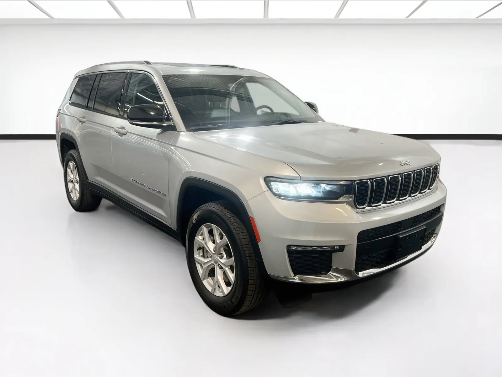 Jeep Grand Cherokee L photo 3