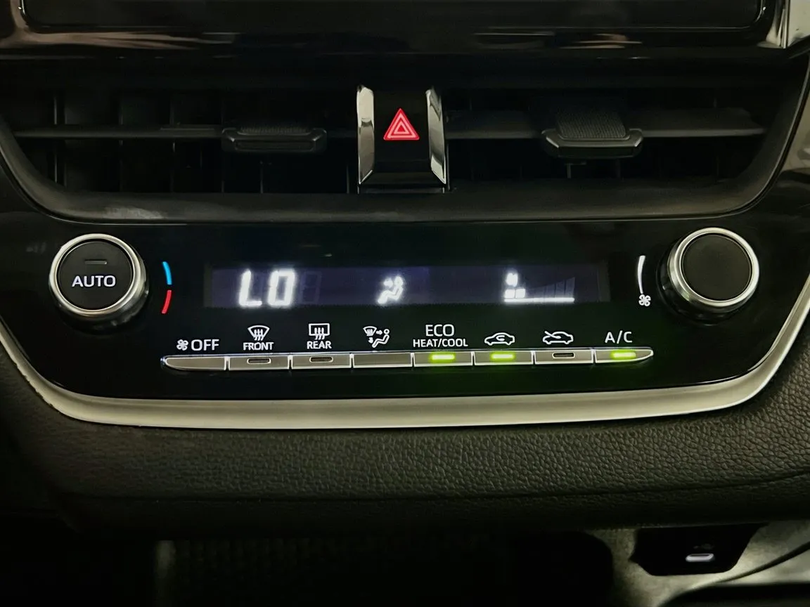 Toyota Corolla photo 11