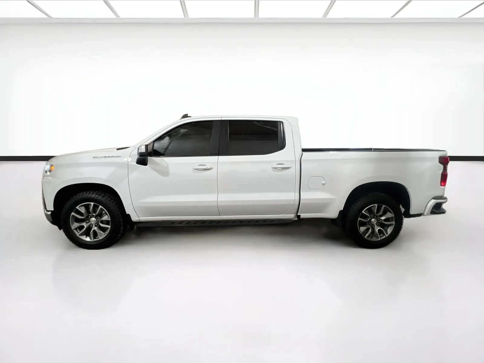 Chevrolet Silverado photo 21