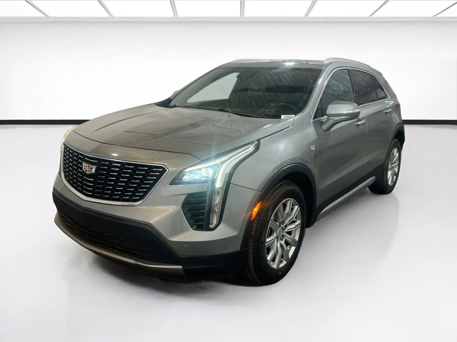 Silver 2023 Cadillac XT4 FWD Premium Luxury for sale in Chandler, AZ
