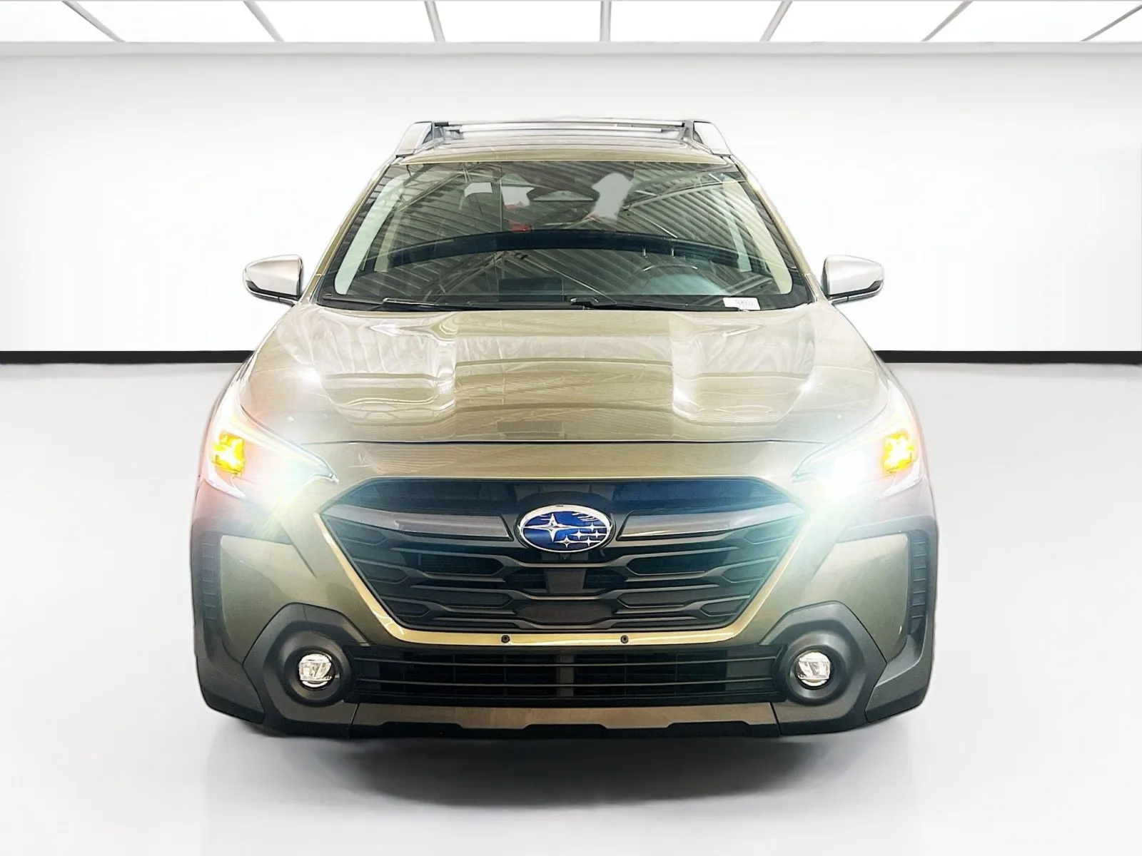 Subaru Outback photo 2